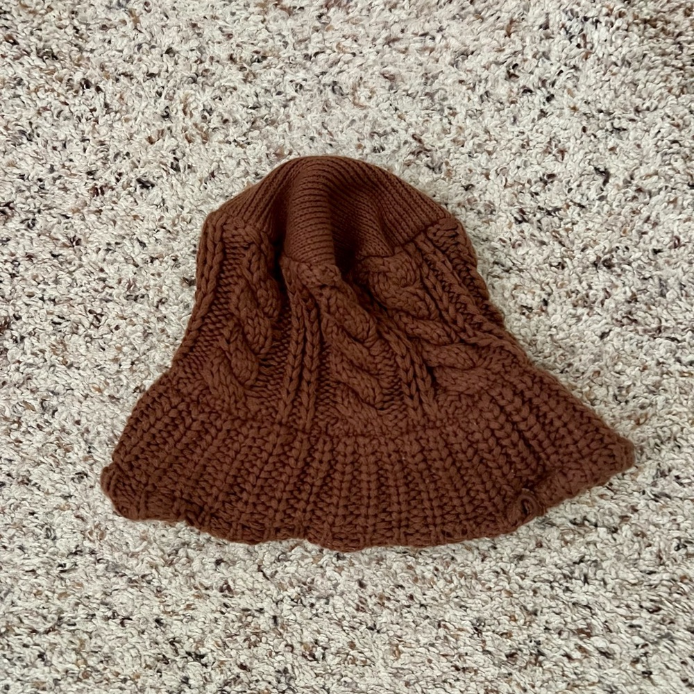O!Oi Collection Brown Knit Hat